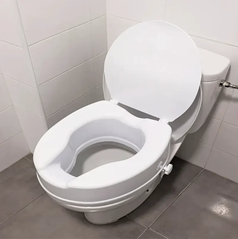 Toiletverhoger met Deksel – 10 cm Hoogte, tot 130 kg Comfort en gemak voor dagelijks gebruik.